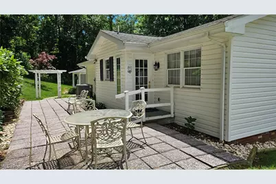 22 Orchard Drive, Martins Ferry, OH 43935 - Photo 37