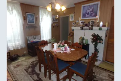 422 N Dawson Street, Uhrichsville, OH 44683 - Photo 5