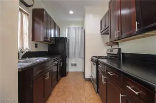 1654 Everett Ave, Poland, OH 44514 - Photo 9