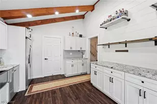 10569 Mulberry Rd, Chardon, OH 44024 - Photo 9