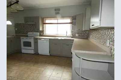 409 2nd Street, Bethesda, OH 43719 - Photo 13