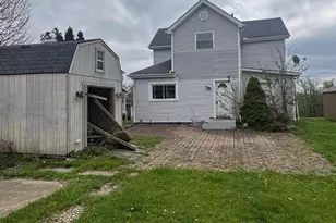 409 2nd St, Bethesda, OH 43719 - Photo 3