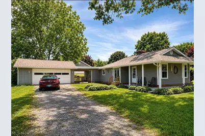 3146 Meadowwood Street NW, Massillon, OH 44646 - Photo 1