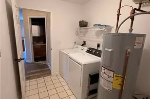 1551 Olympus Dr, Kent, OH 44240 - Photo 11