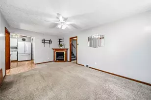 285 E 327th, Willowick, OH 44095 - Photo 13