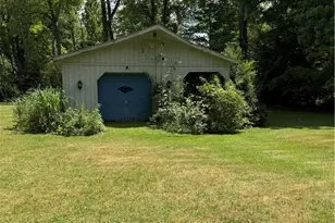 10993 Claridon Troy Rd, Chardon, OH 44024 - Photo 19