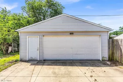 2411 Brookdale Avenue, Parma, OH 44134 - Photo 23