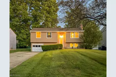5179 Willow Crest Avenue, Austintown, OH 44515 - Photo 1