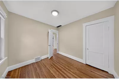 4605 Brooklyn Avenue, Old Brooklyn, OH 44109 - Photo 15