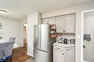 1884 Malasia Rd, Akron, OH 44305 - Photo 7