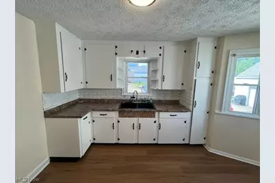 912 28th Street NE, Canton, OH 44714 - Photo 5