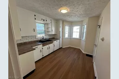 912 28th Street NE, Canton, OH 44714 - Photo 5
