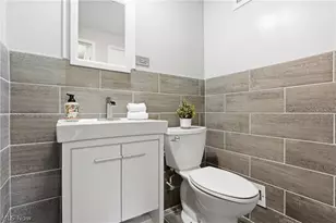 13800 Fairhill Rd, Huber Heights, OH 44120 - Photo 21