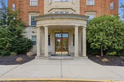 13800 Fairhill Rd #419, Huber Heights, OH 44120 - Photo 1