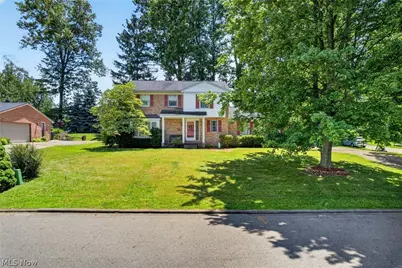 2537 Dogwood Drive NE, Massillon, OH 44646 - Photo 3