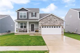 64 Brewster Dr, Tallmadge, OH 44278 - Photo 1