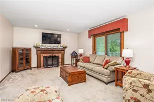 1170 Waterbury Dr, Medina, OH 44256 - Photo 9