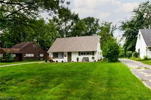 2379 Clyde St, Poland, OH 44514 - Photo 3