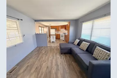 8316 Russell, Brooklyn, OH 44144 - Photo 5