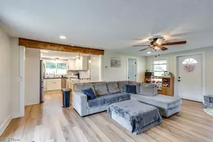 13042 Portage St, Doylestown, OH 44230 - Photo 3
