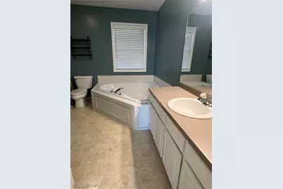 187 Kingsbury Point, Madison, OH 44057 - Photo 13