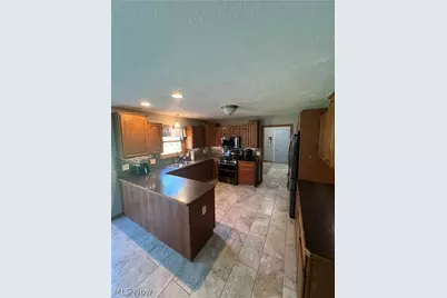 187 Kingsbury Point, Madison, OH 44057 - Photo 3