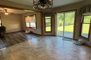 187 Kingsbury Point, Madison, OH 44057 - Photo 5