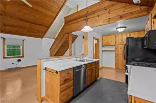 9249 Gilbert Rd, Ravenna, OH 44266 - Photo 15