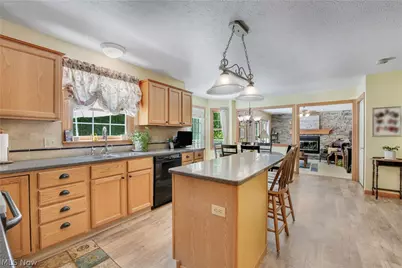 17800 Settlers Trail, Chagrin Falls, OH 44023 - Photo 13