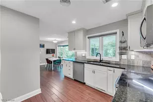 6821 Thornapple Dr, Mansfield, OH 44040 - Photo 11