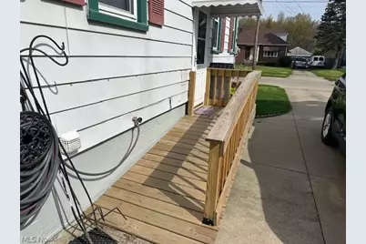 1061 Bell Avenue, Elyria, OH 44035 - Photo 7