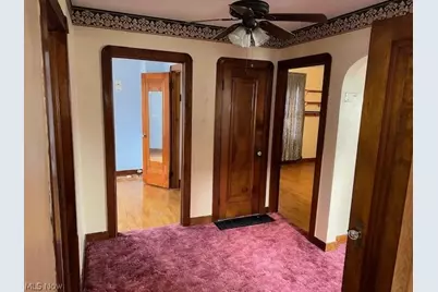 1061 Bell Avenue, Elyria, OH 44035 - Photo 3