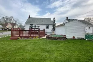 1061 Bell Ave, Elyria, OH 44035 - Photo 9
