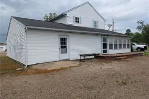 59879 Co Rd 9, Newcomerstown, OH 43832 - Photo 3