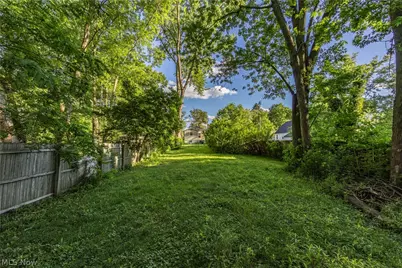 143 E Central Avenue, Ravenna, OH 44266 - Photo 27