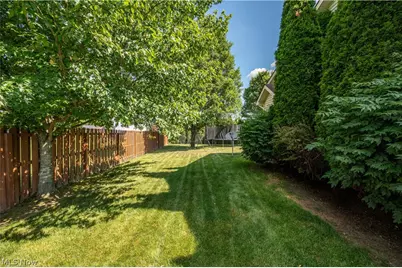 5128 Clearfield Drive, Mineral Ridge, OH 44440 - Photo 5
