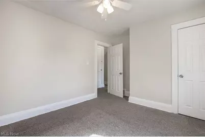 13621 Cranwood Drive, Garfield Heights, OH 44105 - Photo 15