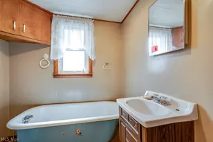1031 Pike St, Alliance, OH 44601 - Photo 13