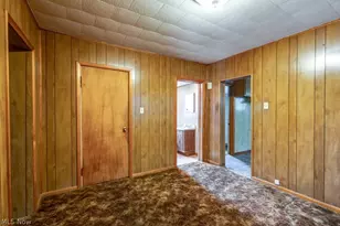 1031 Pike St, Alliance, OH 44601 - Photo 11