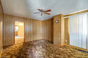 1031 Pike St, Alliance, OH 44601 - Photo 15