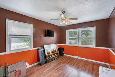 250 Greenridge Drive, Geneva, OH 44041 - Photo 17