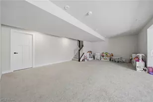 6877 Harrington Court Avenue NE, Canton, OH 44721 - Photo 33