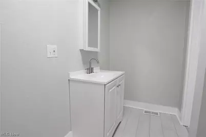 5003 Dalton Avenue, Loveland, OH 44127 - Photo 15