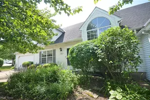 2641 Burridge Cir, Twinsburg, OH 44087 - Photo 3