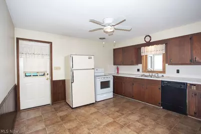 3894 Cannon Road, Youngstown, OH 44515 - Photo 9