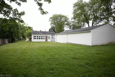 3894 Cannon Road, Youngstown, OH 44515 - Photo 5