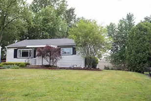 3894 Cannon Rd, Youngstown, OH 44515 - Photo 3