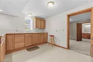 1701 Woods Rd, Akron, OH 44306 - Photo 35
