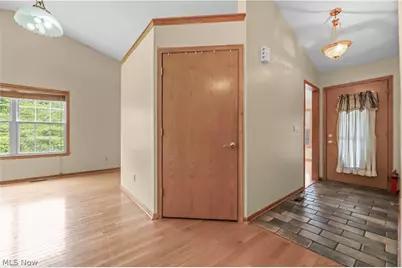 1701 Woods Road, Akron, OH 44306 - Photo 9