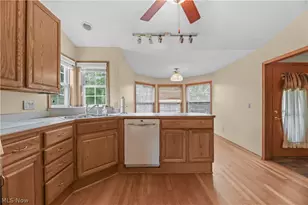 1701 Woods Rd, Akron, OH 44306 - Photo 15